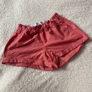Lululemon shorts size 4